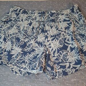 Briggs Floral Blue Women's Shorts size XL